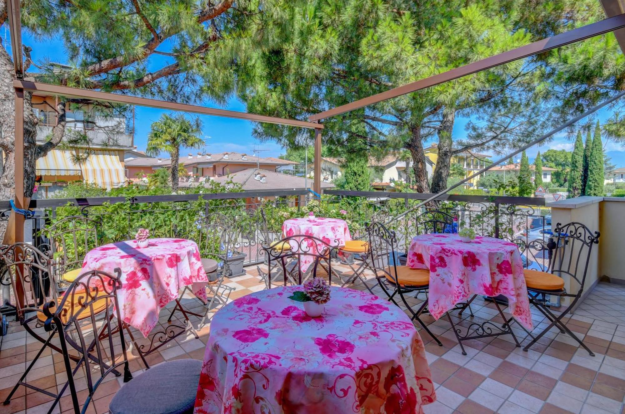B&B America Sirmione Exterior photo