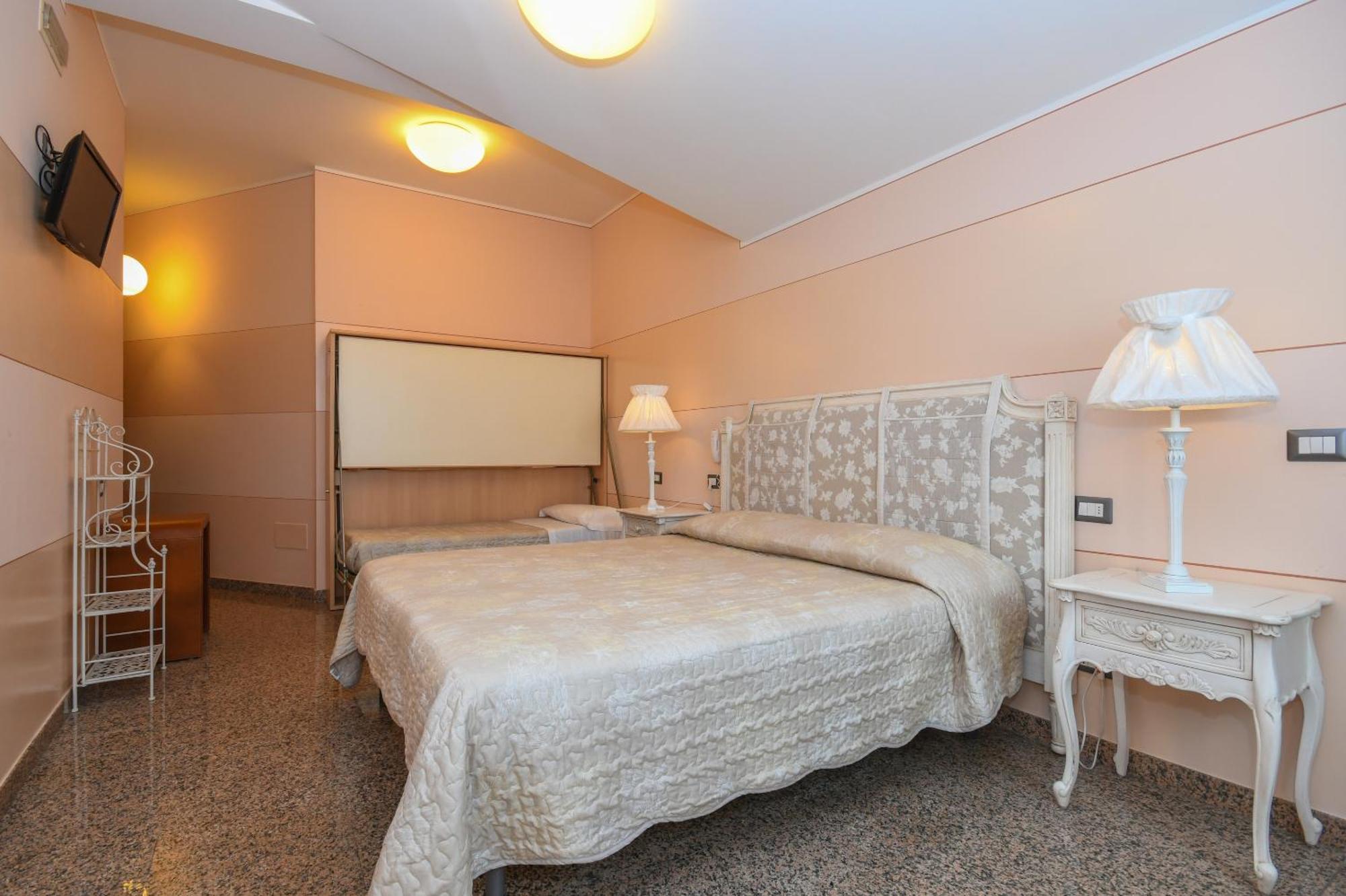 B&B America Sirmione Exterior photo