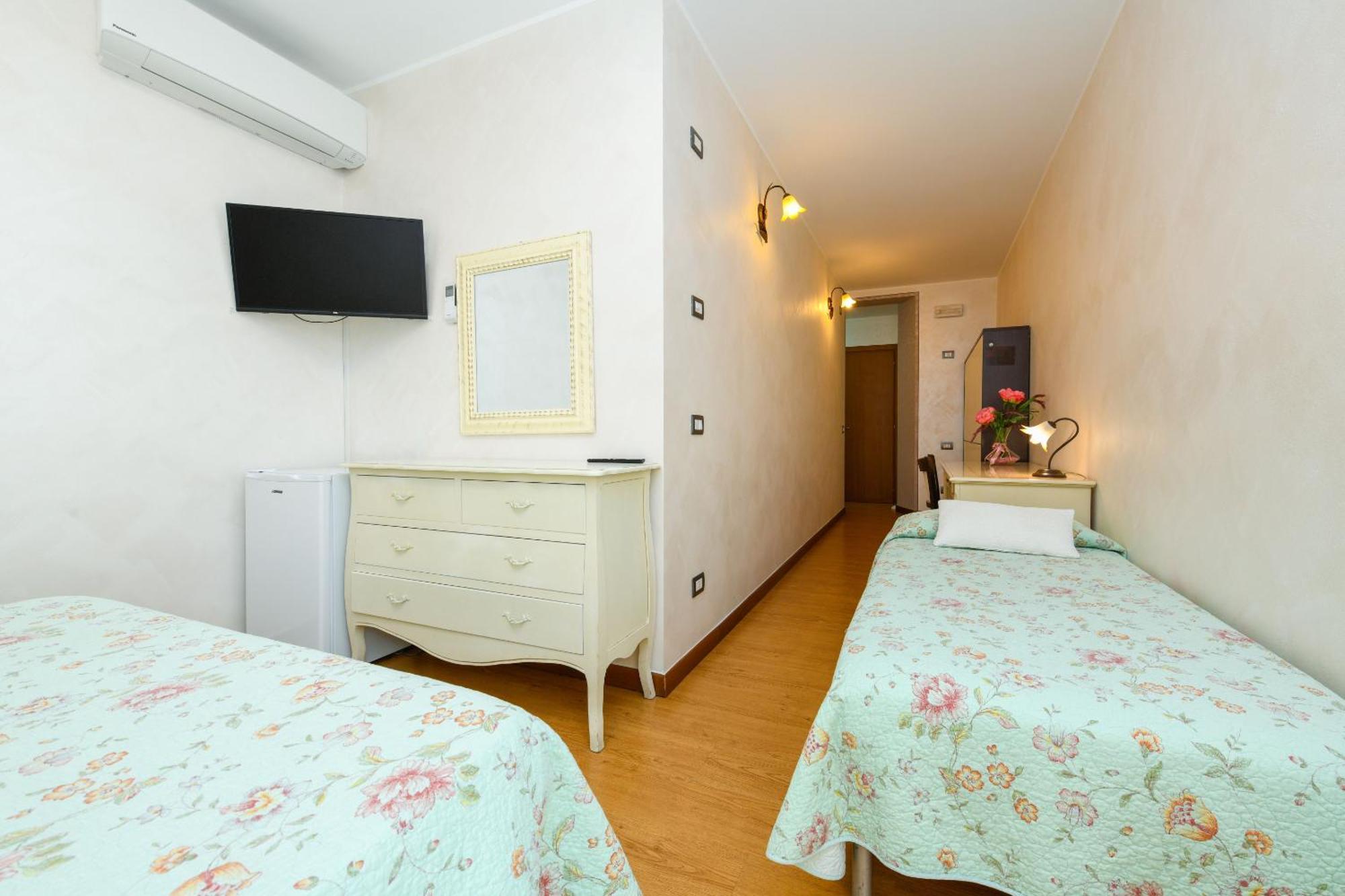 B&B America Sirmione Room photo